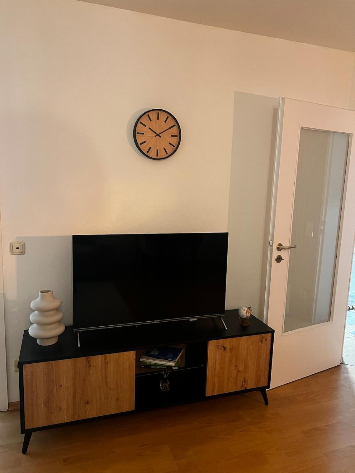 Appartamento Cozy Sunny Flat In Quiet Spot Dachau Esterno foto