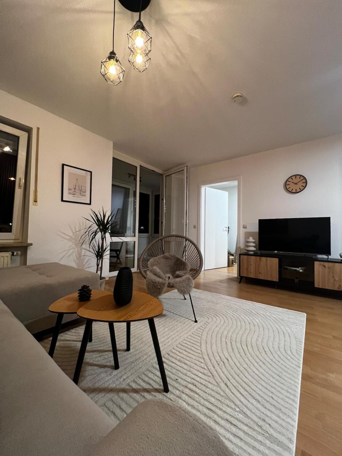 Appartamento Cozy Sunny Flat In Quiet Spot Dachau Esterno foto