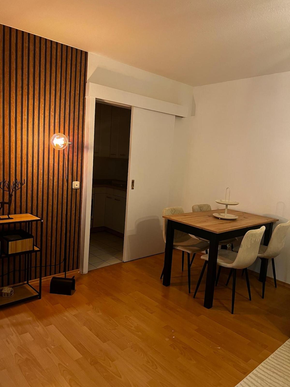 Appartamento Cozy Sunny Flat In Quiet Spot Dachau Esterno foto