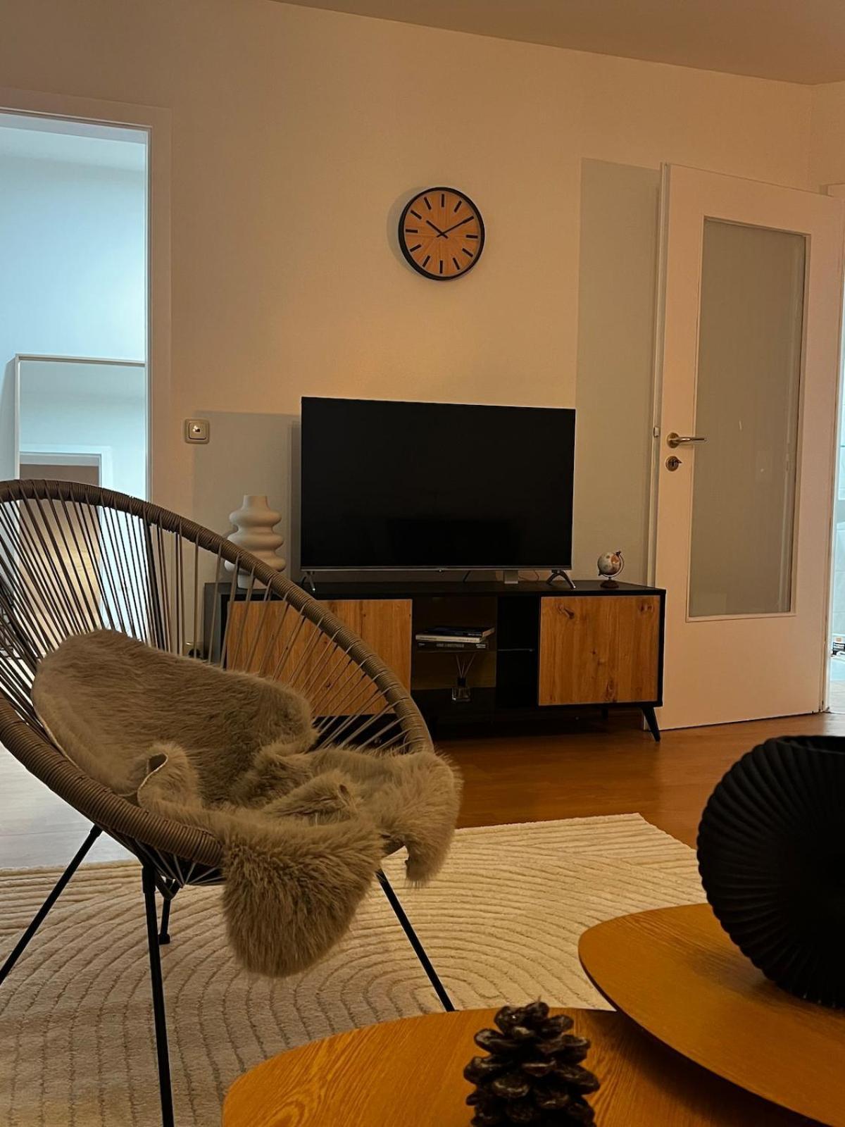 Appartamento Cozy Sunny Flat In Quiet Spot Dachau Esterno foto
